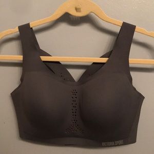 Victoria Sport Gray bra